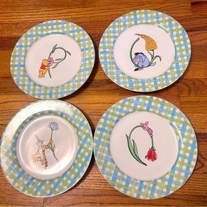 Disney Winnie the Pooh Set of 8inch Plates Pooh Tigger Eyore Piglet Excellent
